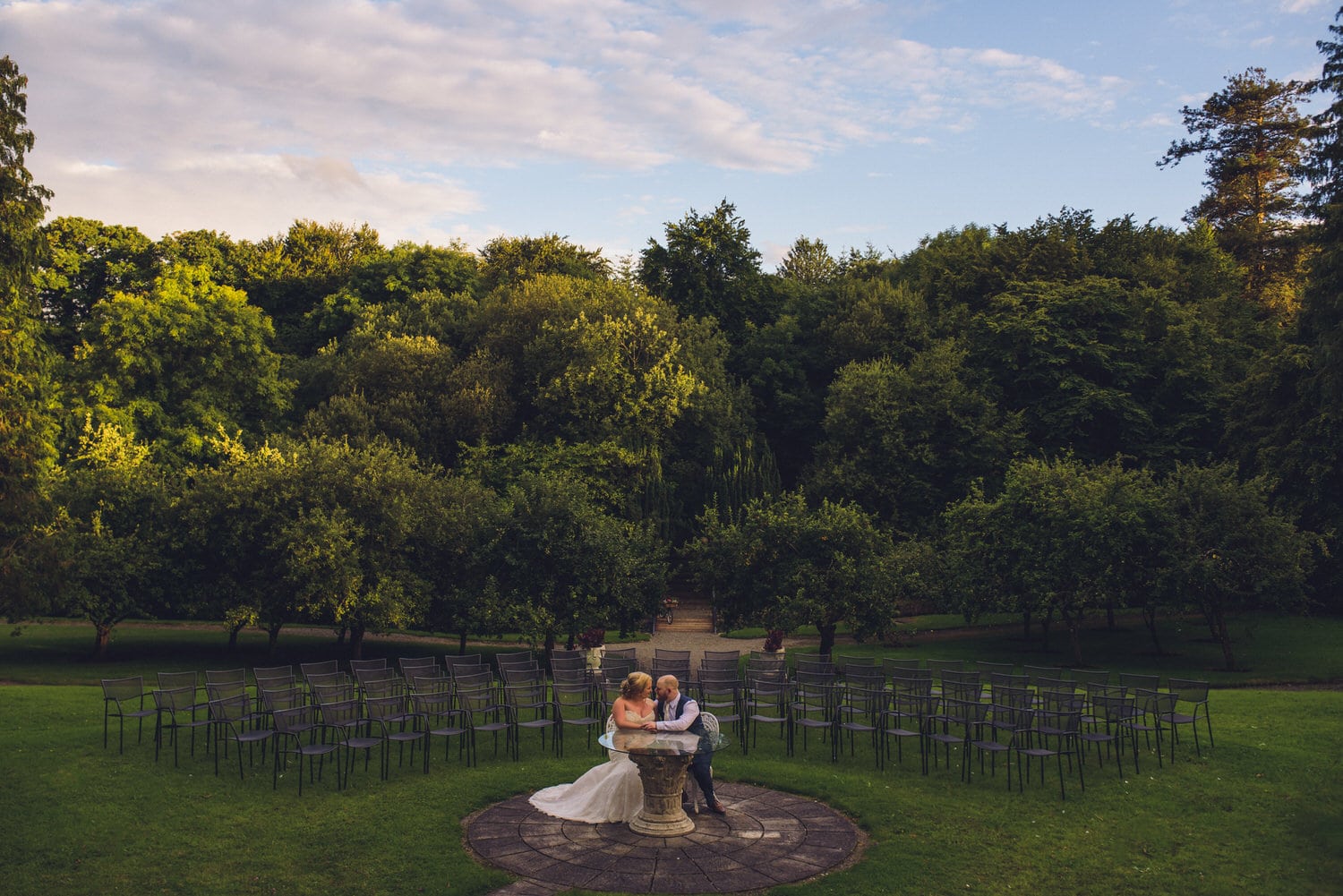 Wedding Couple in beautiful outdoor setting at Boyne Hill House Estate. 